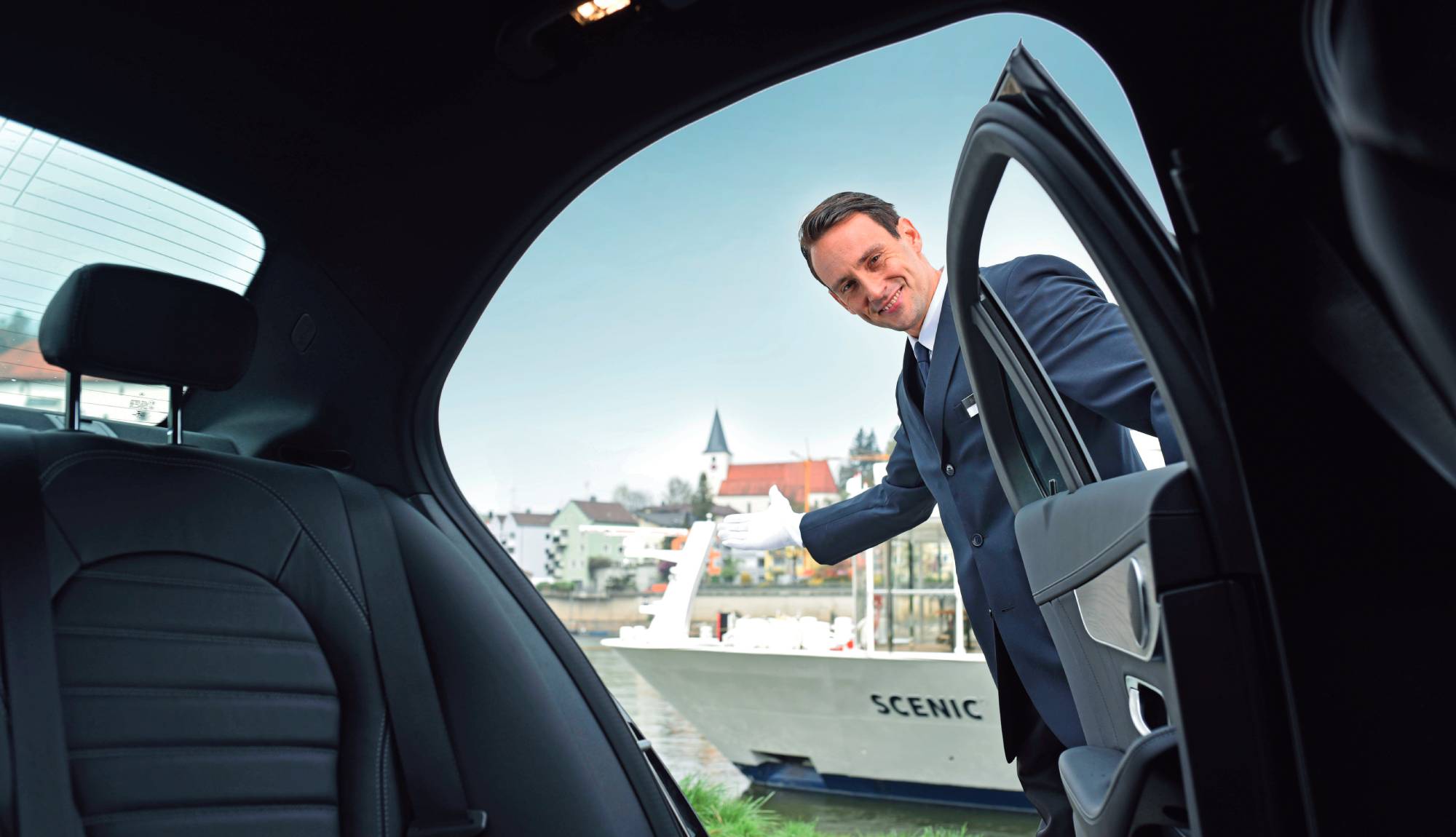 Scenic River Cruises - Scenic Amber Limousine welcome