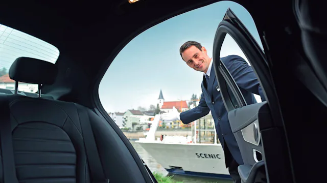 Scenic River Cruises - Scenic Amber Limousine welcome