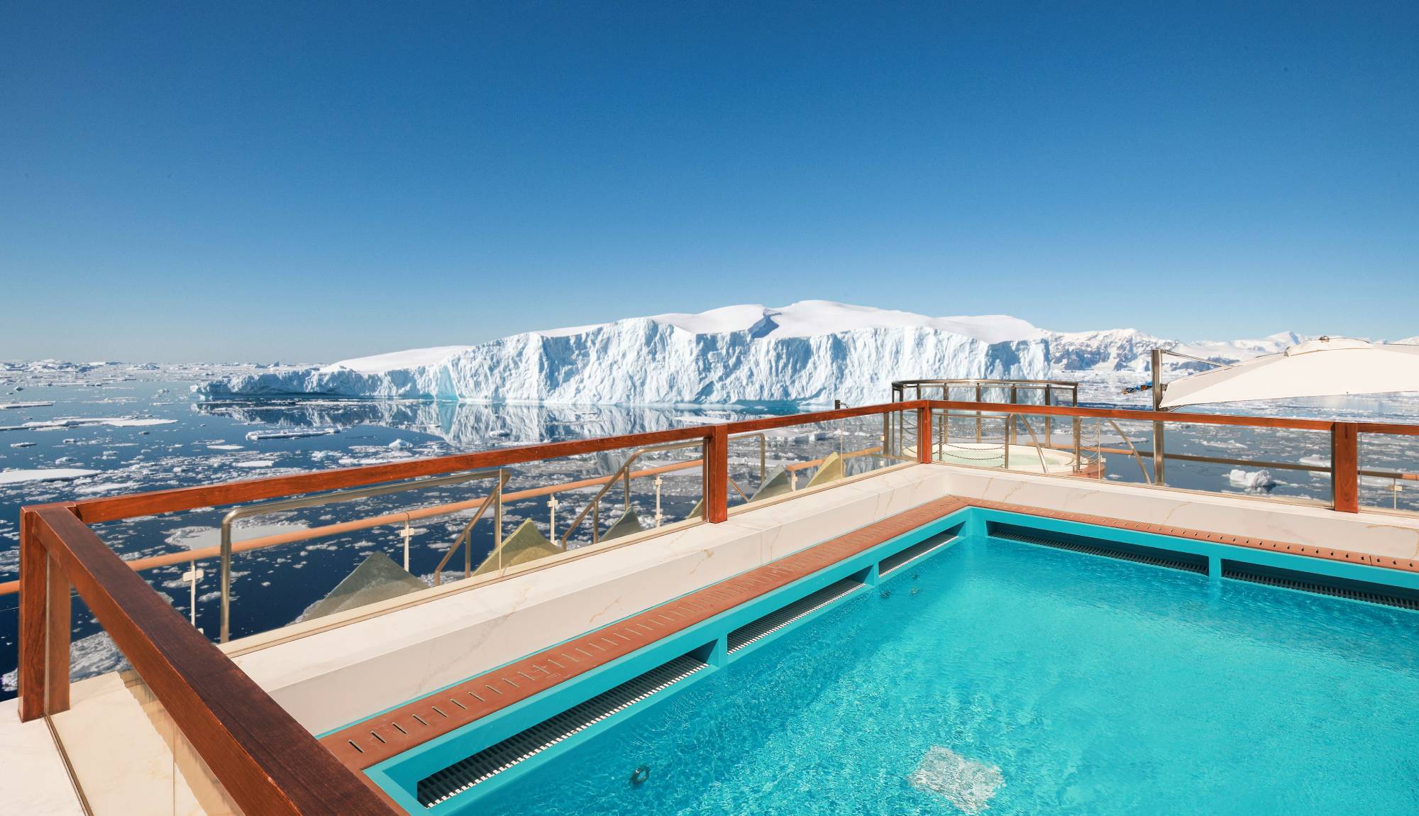 AE Expeditions - Douglas Mawson Pool
