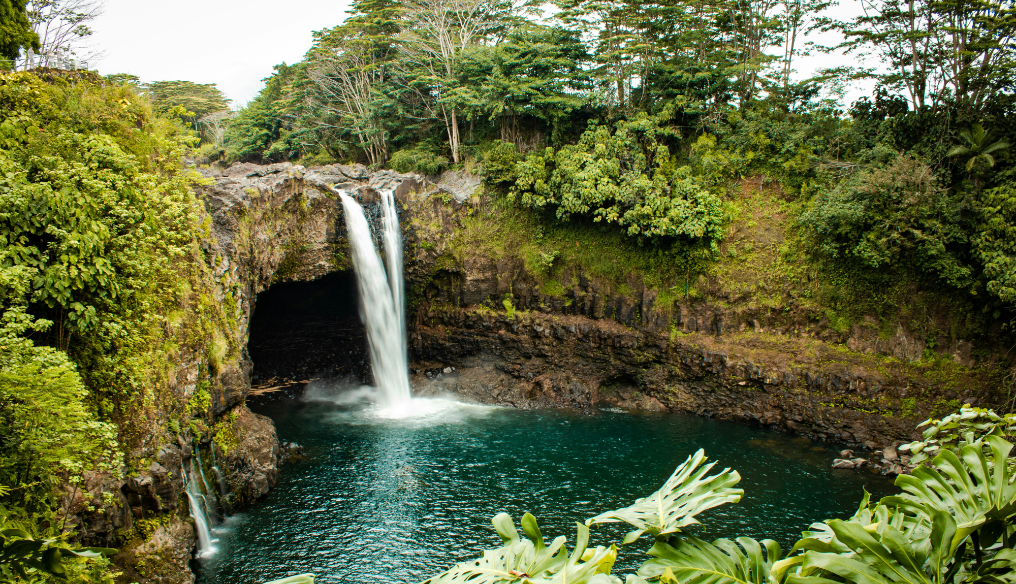 Rainbow Falls, Hilo, Hawaii, USA