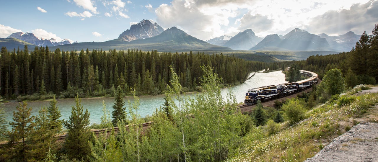 A Rocky Mountaineer train in Morant's Curve